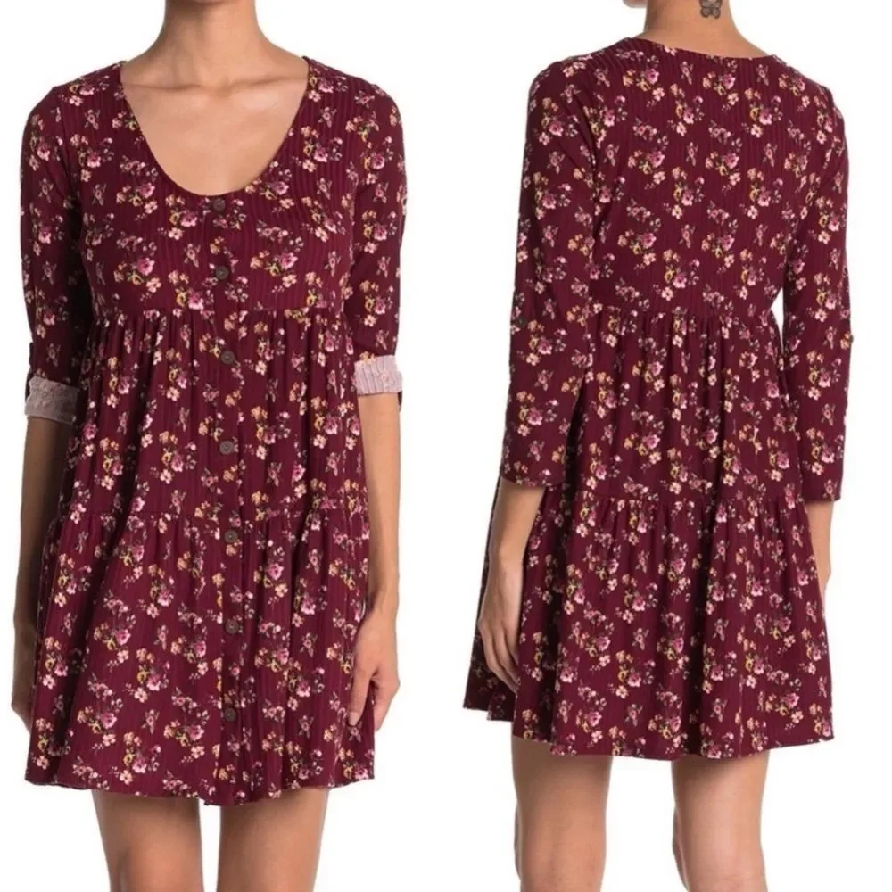 Kenedik Ruffle Trim Floral Print 3/4 Sleeves • Size S
